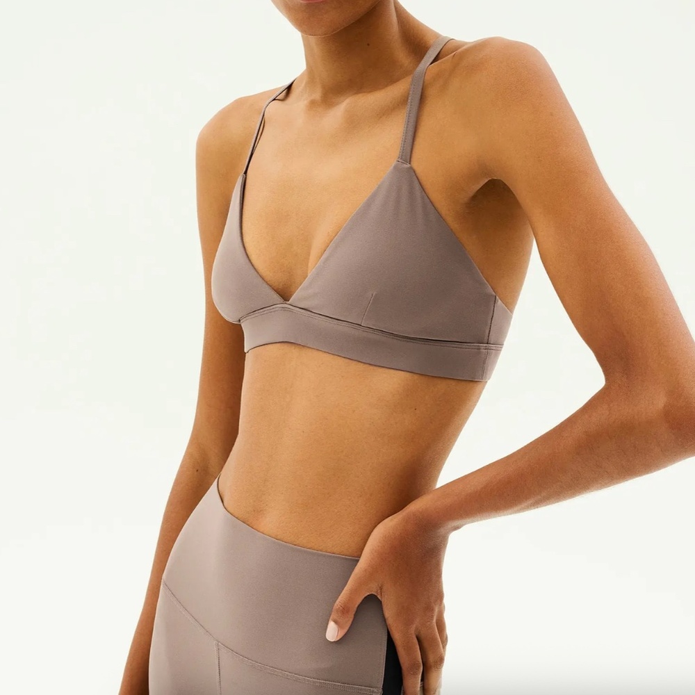 NWT Splits59 Los Angeles Theo Rigor Bra Size XS Lentil Brown Grey Gravel Alo
